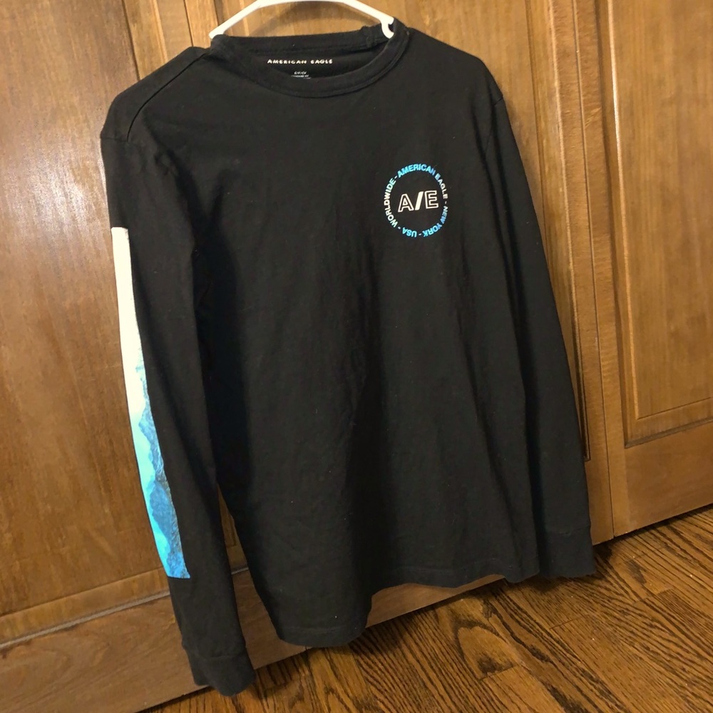 LONG SLEEVE AMERICAN EAGLE MEN’S SMALL TEE